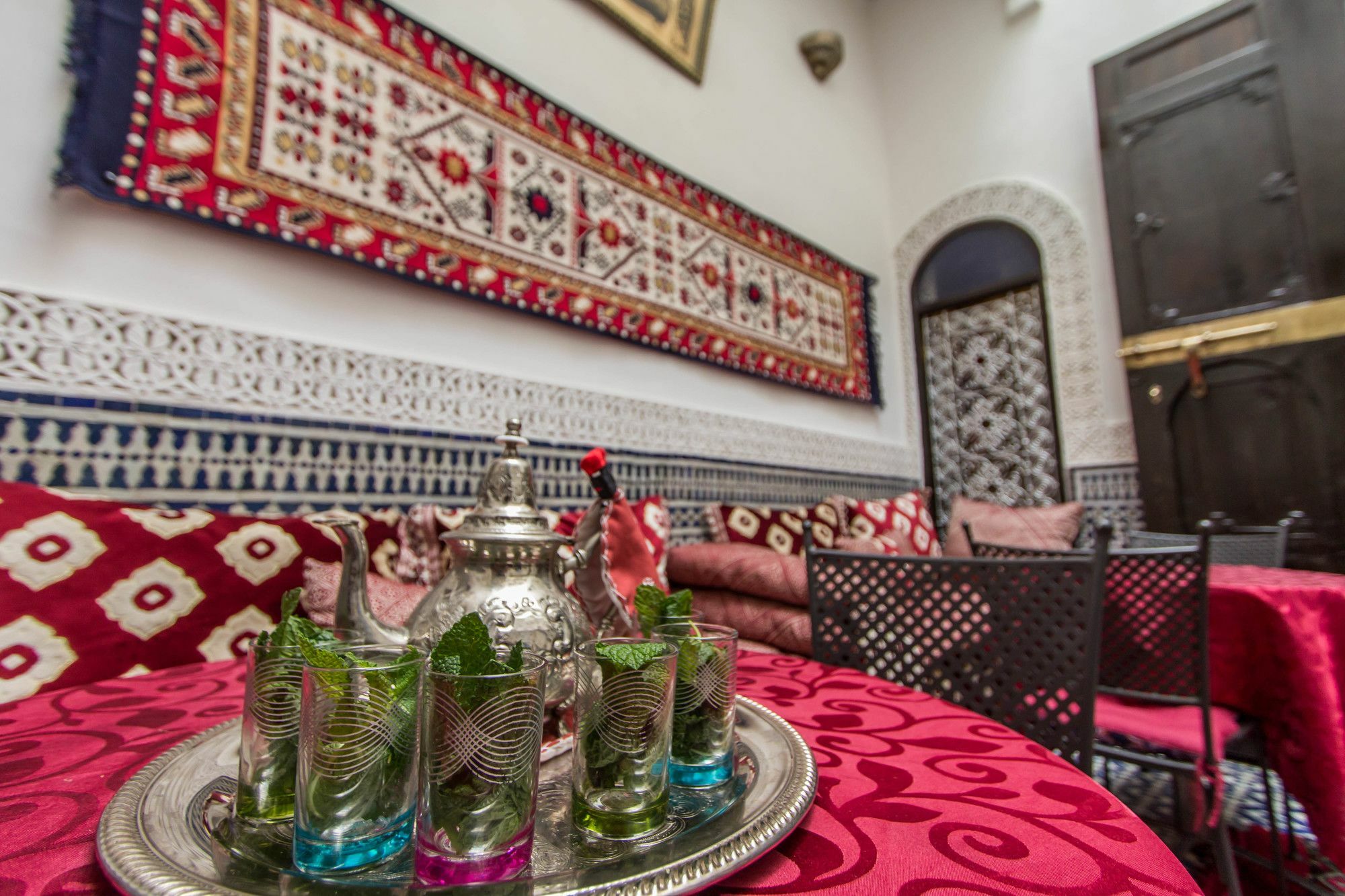 Riad Taha فاس المظهر الخارجي الصورة